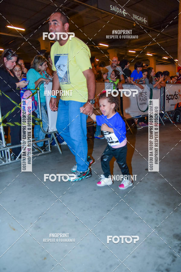 Buy your photos of the event1 Corrida Masha e o Urso no Tiet Plaza Shopping on Fotop