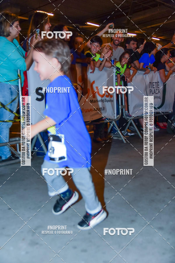 Buy your photos of the event1 Corrida Masha e o Urso no Tiet Plaza Shopping on Fotop