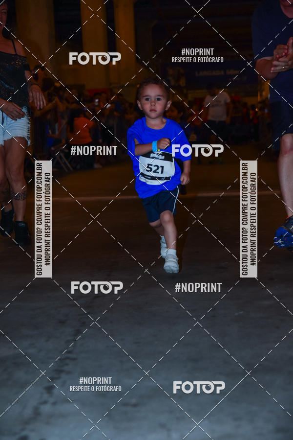 Buy your photos of the event1 Corrida Masha e o Urso no Tiet Plaza Shopping on Fotop