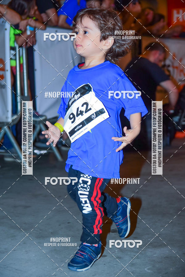 Buy your photos of the event1 Corrida Masha e o Urso no Tiet Plaza Shopping on Fotop