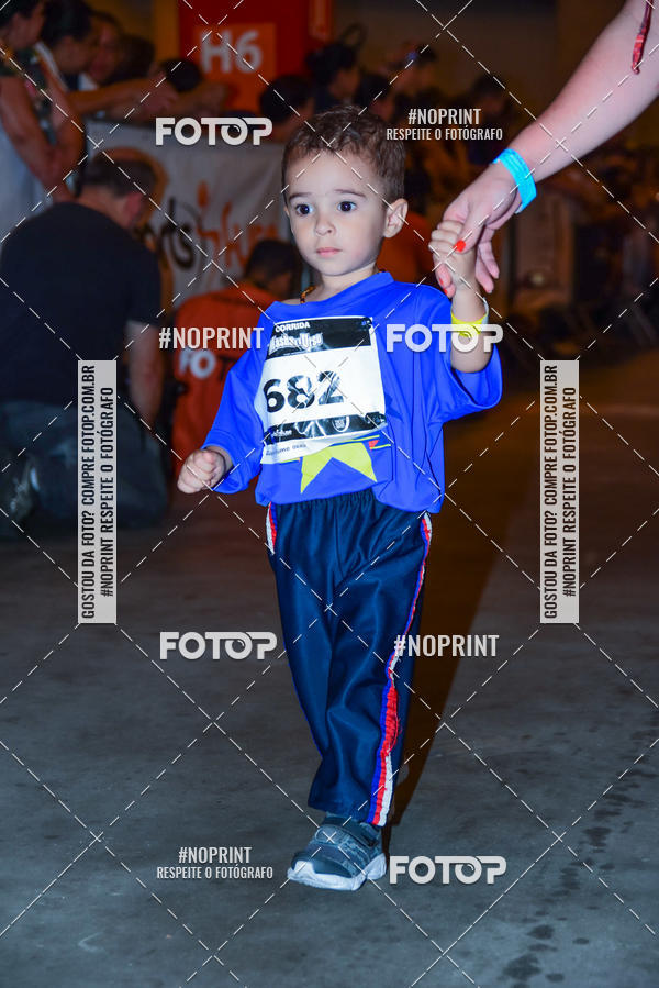 Buy your photos of the event1 Corrida Masha e o Urso no Tiet Plaza Shopping on Fotop