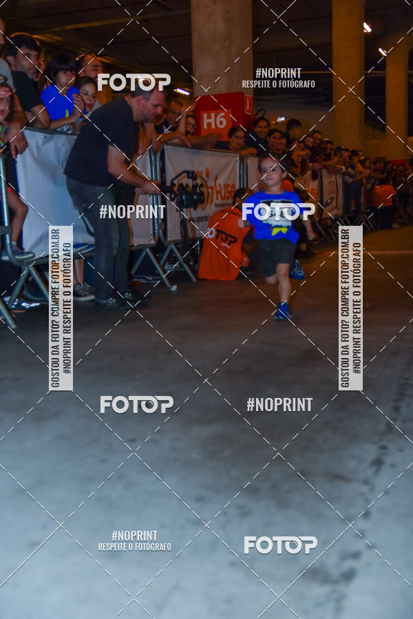 Buy your photos of the event1 Corrida Masha e o Urso no Tiet Plaza Shopping on Fotop