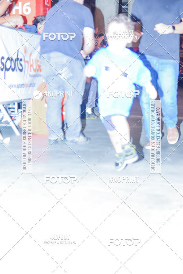 Buy your photos of the event1 Corrida Masha e o Urso no Tiet Plaza Shopping on Fotop