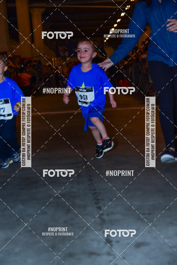 Buy your photos of the event1 Corrida Masha e o Urso no Tiet Plaza Shopping on Fotop