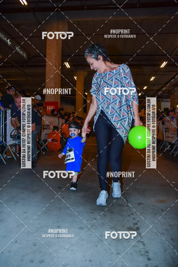 Buy your photos of the event1 Corrida Masha e o Urso no Tiet Plaza Shopping on Fotop