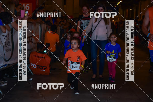 Buy your photos of the event1 Corrida Masha e o Urso no Tiet Plaza Shopping on Fotop