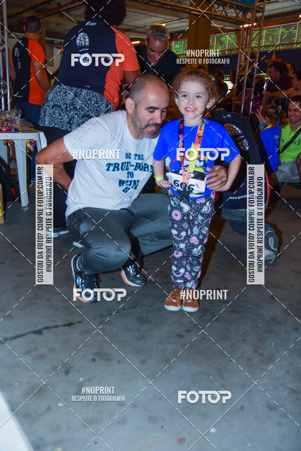 Buy your photos of the event1 Corrida Masha e o Urso no Tiet Plaza Shopping on Fotop