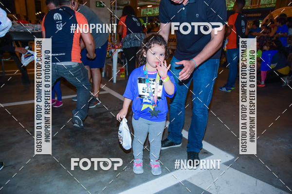 Buy your photos of the event1 Corrida Masha e o Urso no Tiet Plaza Shopping on Fotop