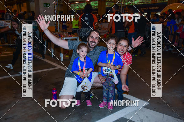Buy your photos of the event1 Corrida Masha e o Urso no Tiet Plaza Shopping on Fotop