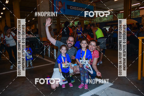 Buy your photos of the event1 Corrida Masha e o Urso no Tiet Plaza Shopping on Fotop