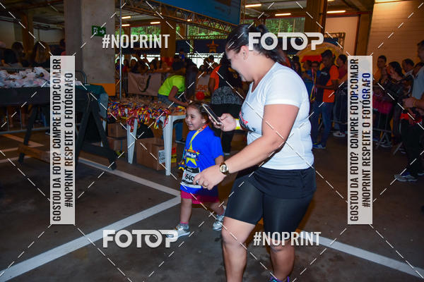 Buy your photos of the event1 Corrida Masha e o Urso no Tiet Plaza Shopping on Fotop