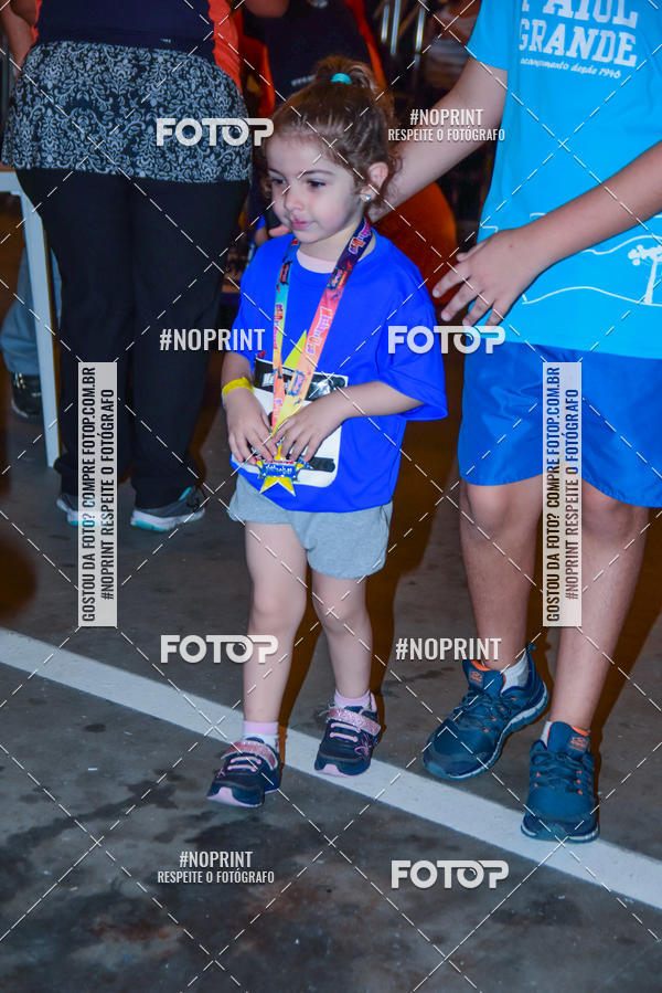 Buy your photos of the event1 Corrida Masha e o Urso no Tiet Plaza Shopping on Fotop