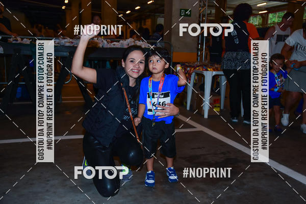 Buy your photos of the event1 Corrida Masha e o Urso no Tiet Plaza Shopping on Fotop