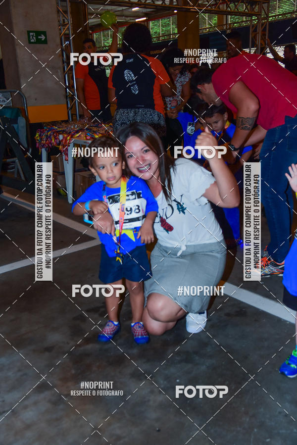 Buy your photos of the event1 Corrida Masha e o Urso no Tiet Plaza Shopping on Fotop
