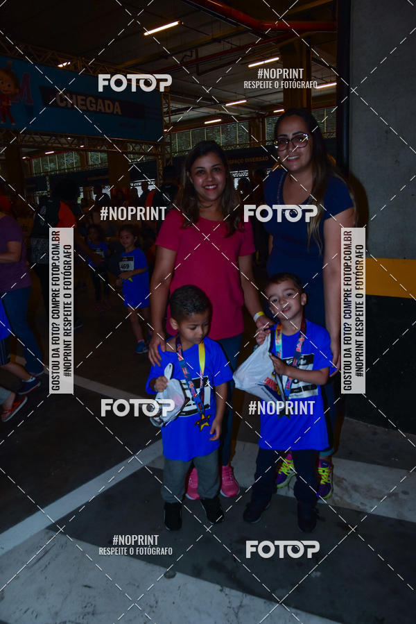 Buy your photos of the event1 Corrida Masha e o Urso no Tiet Plaza Shopping on Fotop