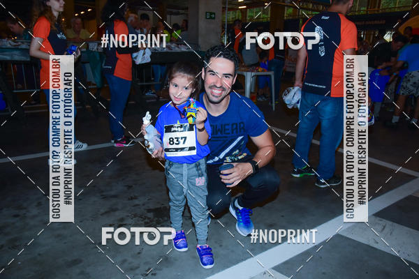 Buy your photos of the event1 Corrida Masha e o Urso no Tiet Plaza Shopping on Fotop