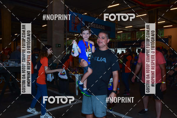 Buy your photos of the event1 Corrida Masha e o Urso no Tiet Plaza Shopping on Fotop