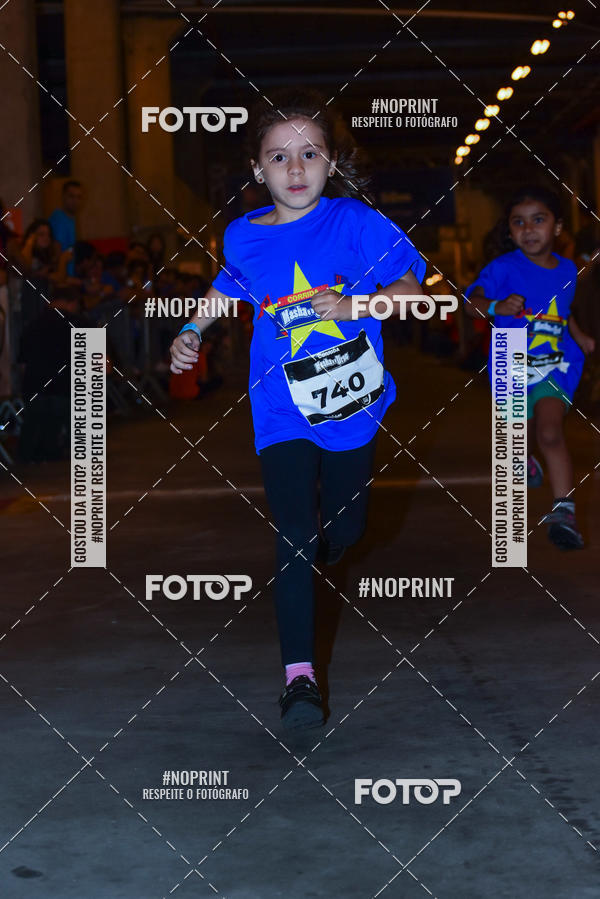 Buy your photos of the event1 Corrida Masha e o Urso no Tiet Plaza Shopping on Fotop