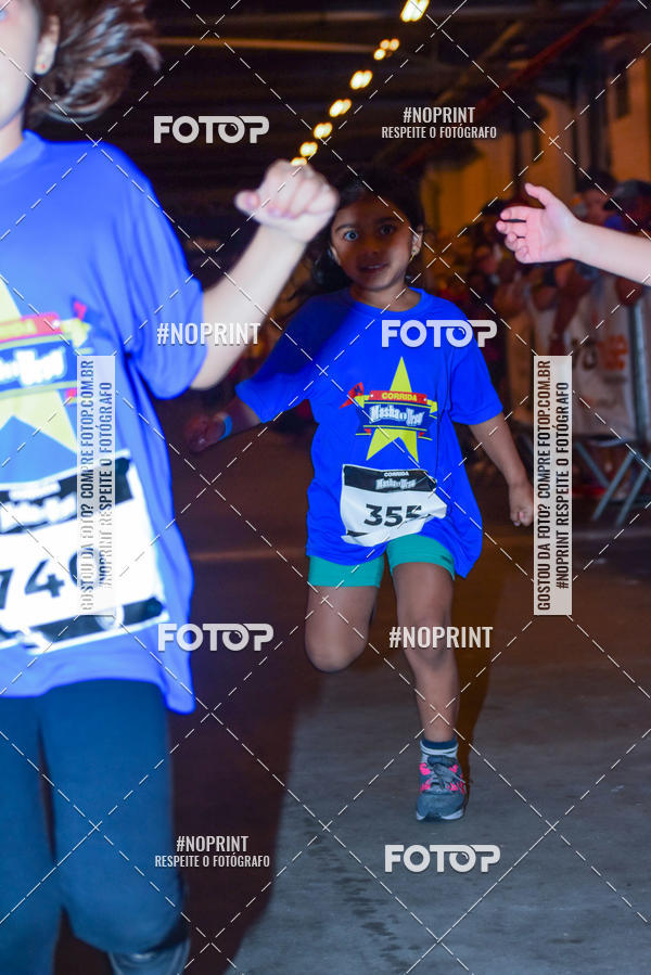 Buy your photos of the event1 Corrida Masha e o Urso no Tiet Plaza Shopping on Fotop