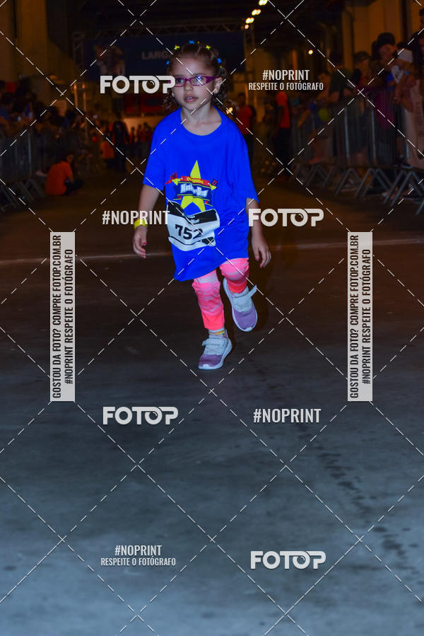Buy your photos of the event1 Corrida Masha e o Urso no Tiet Plaza Shopping on Fotop