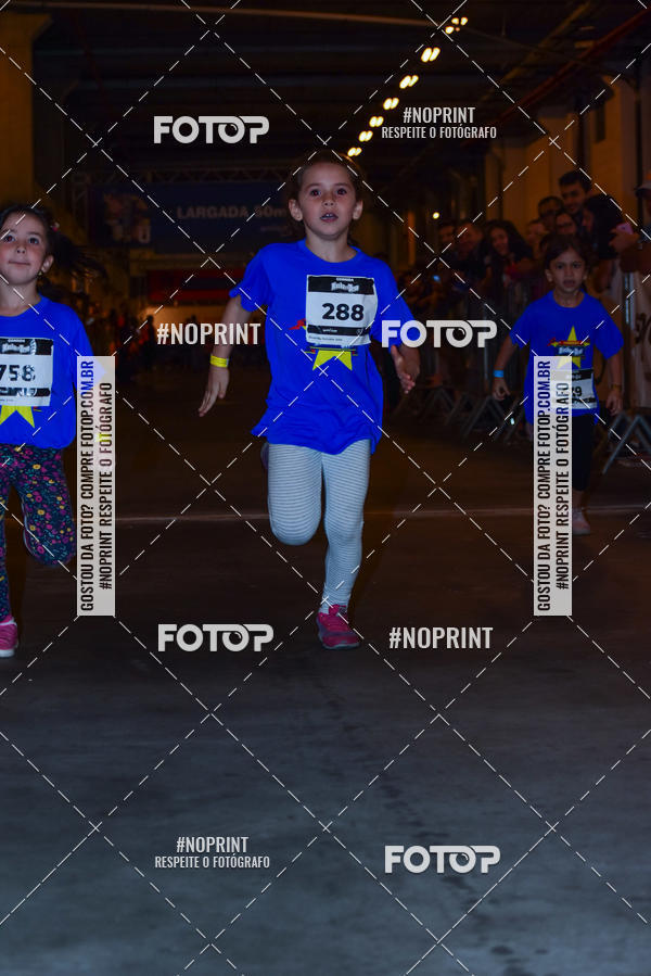 Buy your photos of the event1 Corrida Masha e o Urso no Tiet Plaza Shopping on Fotop