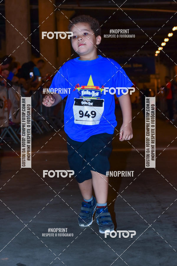 Buy your photos of the event1 Corrida Masha e o Urso no Tiet Plaza Shopping on Fotop