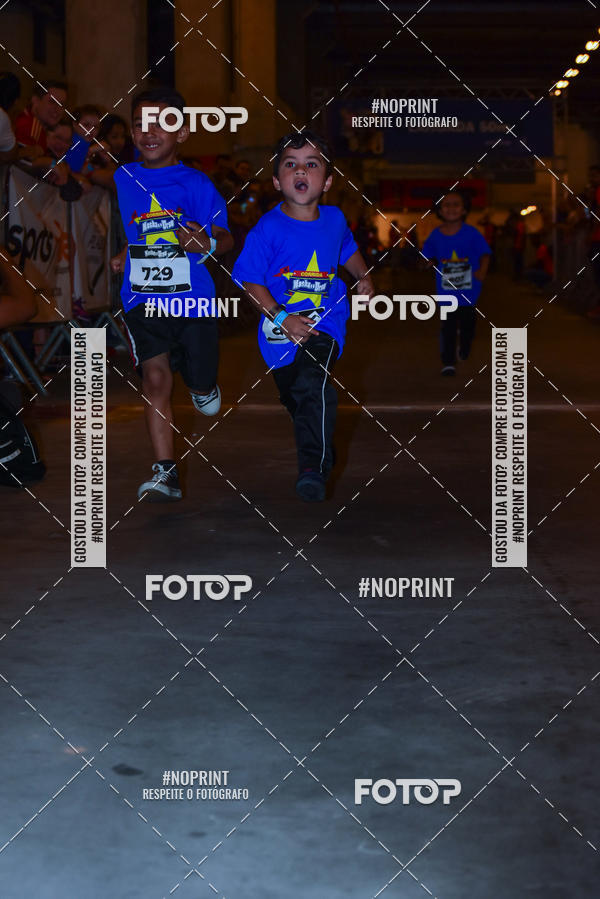 Buy your photos of the event1 Corrida Masha e o Urso no Tiet Plaza Shopping on Fotop