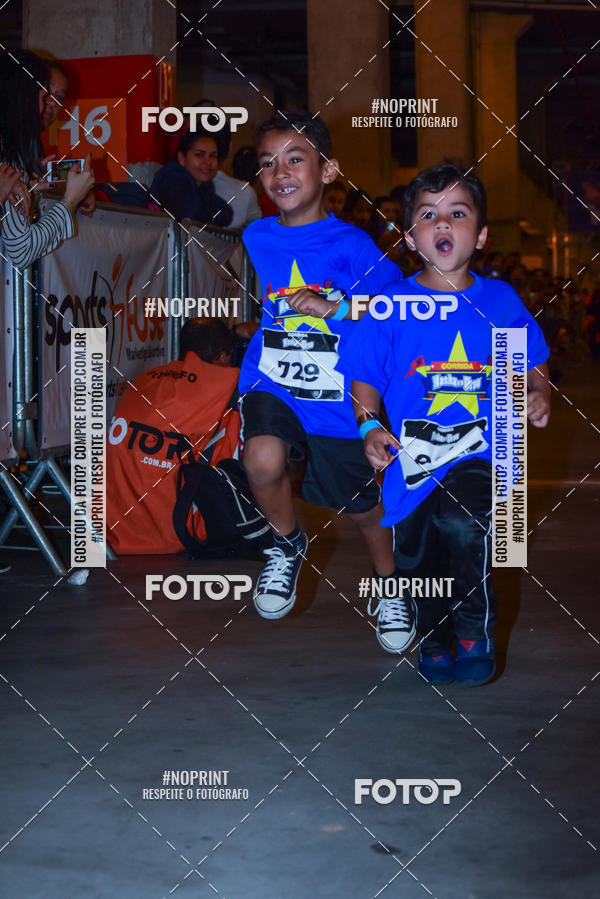 Buy your photos of the event1 Corrida Masha e o Urso no Tiet Plaza Shopping on Fotop