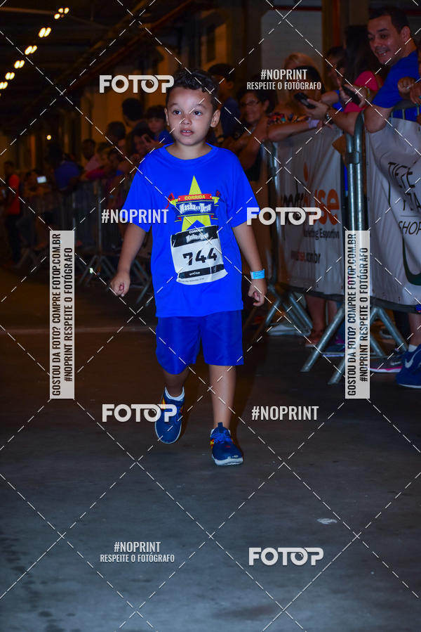 Buy your photos of the event1 Corrida Masha e o Urso no Tiet Plaza Shopping on Fotop