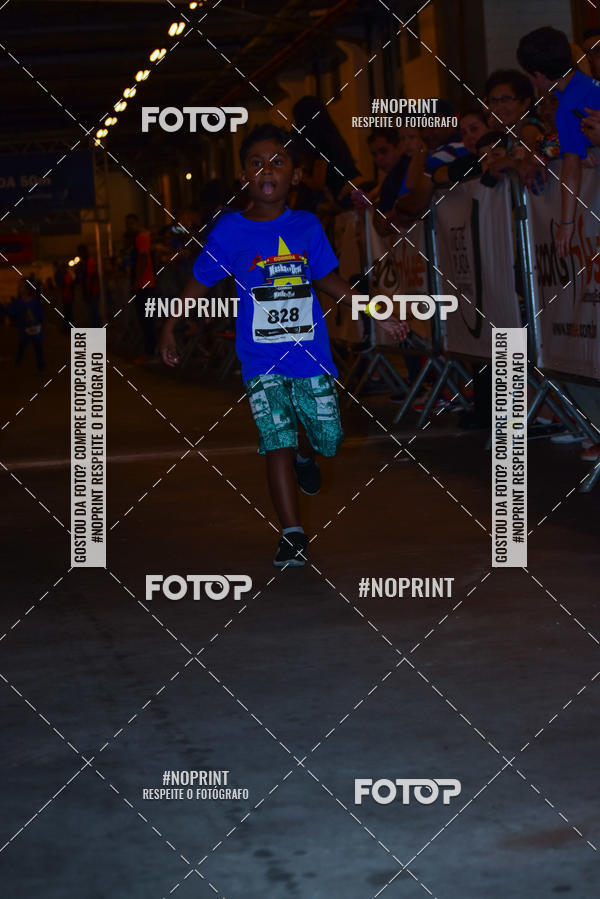 Buy your photos of the event1 Corrida Masha e o Urso no Tiet Plaza Shopping on Fotop