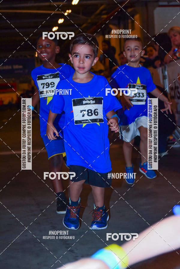 Buy your photos of the event1 Corrida Masha e o Urso no Tiet Plaza Shopping on Fotop
