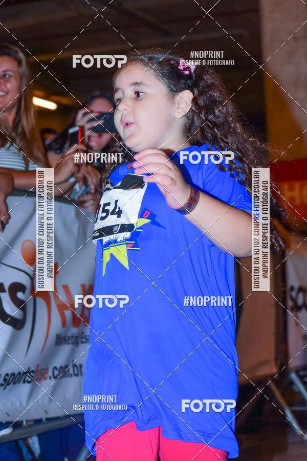 Buy your photos of the event1 Corrida Masha e o Urso no Tiet Plaza Shopping on Fotop