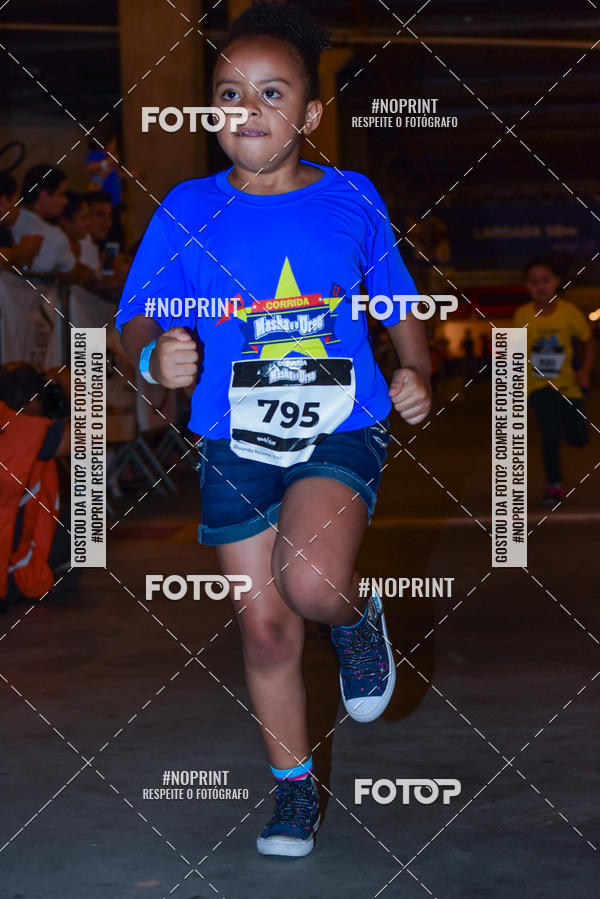 Buy your photos of the event1 Corrida Masha e o Urso no Tiet Plaza Shopping on Fotop