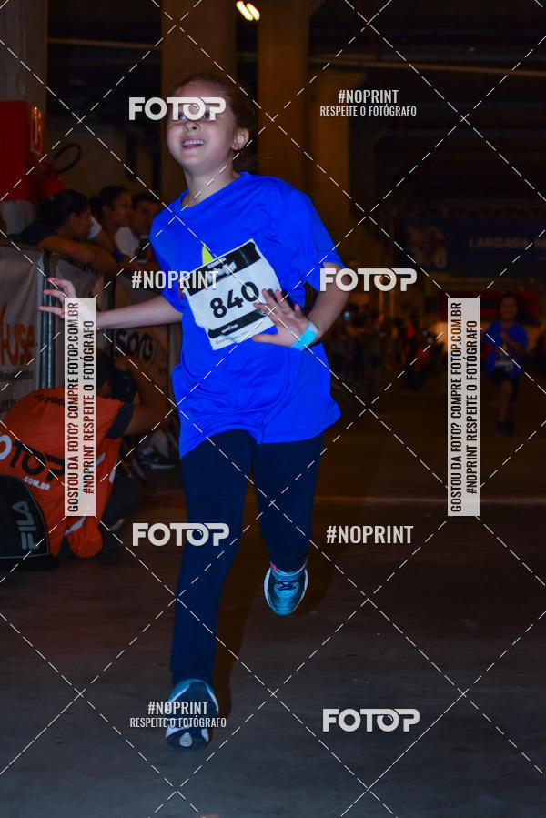 Buy your photos of the event1 Corrida Masha e o Urso no Tiet Plaza Shopping on Fotop