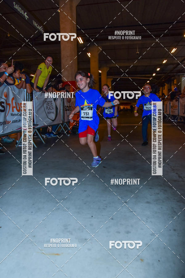 Buy your photos of the event1 Corrida Masha e o Urso no Tiet Plaza Shopping on Fotop