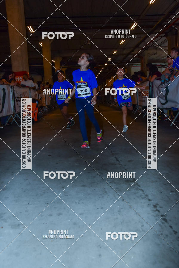 Buy your photos of the event1 Corrida Masha e o Urso no Tiet Plaza Shopping on Fotop