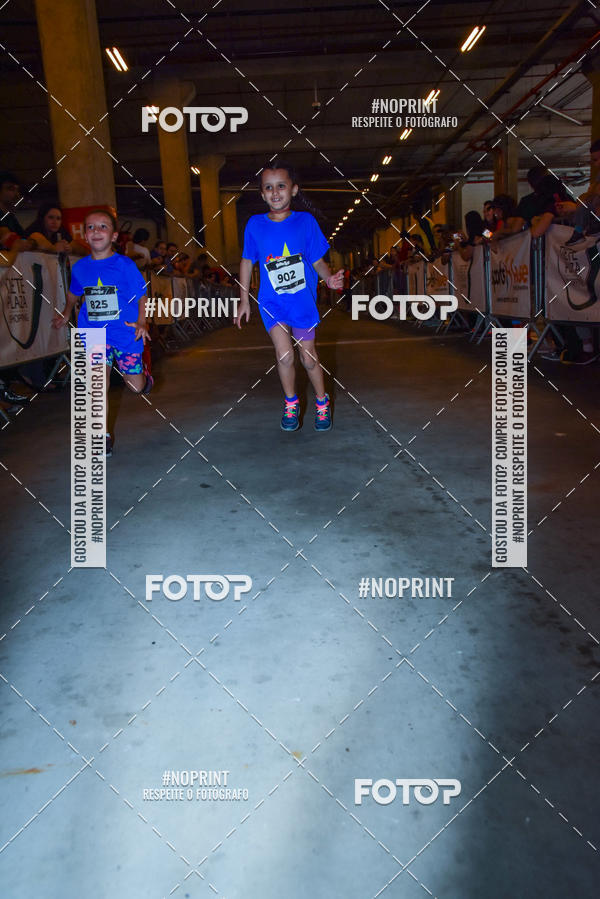Buy your photos of the event1 Corrida Masha e o Urso no Tiet Plaza Shopping on Fotop