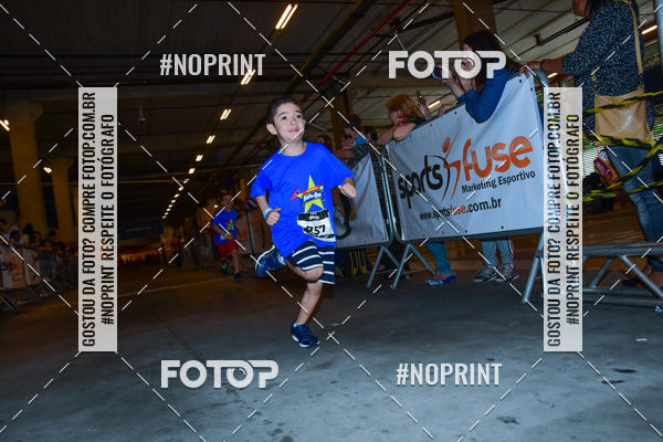 Buy your photos of the event1 Corrida Masha e o Urso no Tiet Plaza Shopping on Fotop