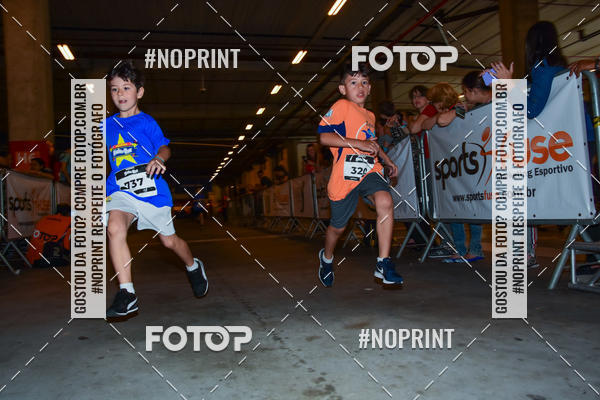 Buy your photos of the event1 Corrida Masha e o Urso no Tiet Plaza Shopping on Fotop