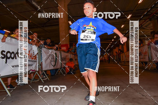 Buy your photos of the event1 Corrida Masha e o Urso no Tiet Plaza Shopping on Fotop