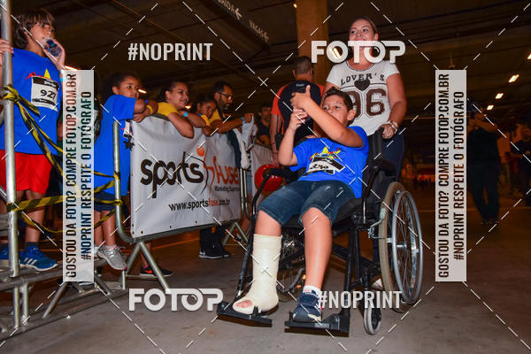 Buy your photos of the event1 Corrida Masha e o Urso no Tiet Plaza Shopping on Fotop