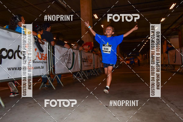 Buy your photos of the event1 Corrida Masha e o Urso no Tiet Plaza Shopping on Fotop