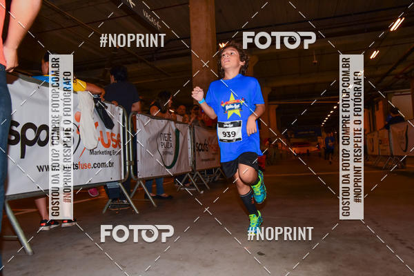 Buy your photos of the event1 Corrida Masha e o Urso no Tiet Plaza Shopping on Fotop