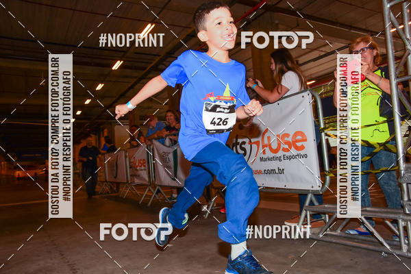 Buy your photos of the event1 Corrida Masha e o Urso no Tiet Plaza Shopping on Fotop