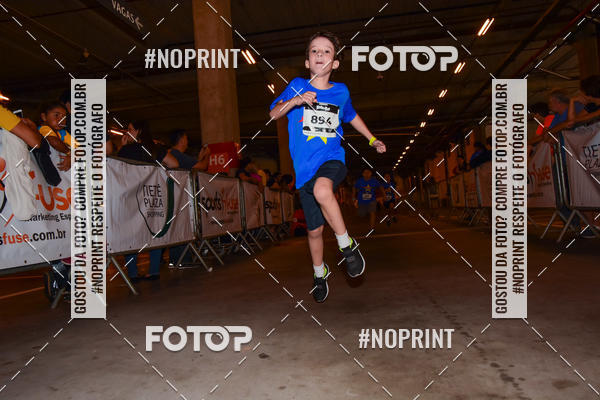 Buy your photos of the event1 Corrida Masha e o Urso no Tiet Plaza Shopping on Fotop