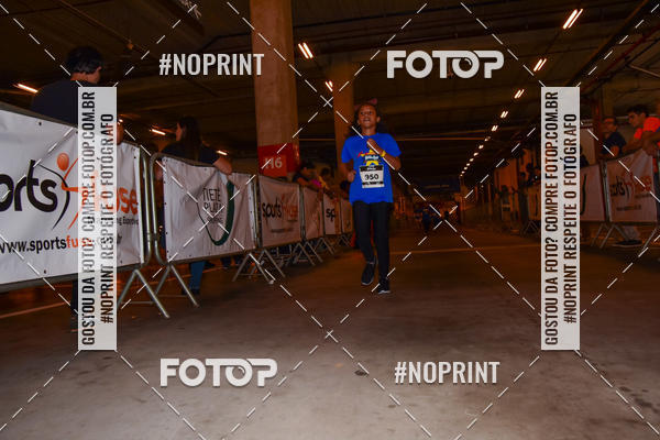 Buy your photos of the event1 Corrida Masha e o Urso no Tiet Plaza Shopping on Fotop