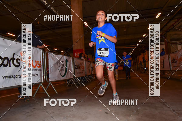 Buy your photos of the event1 Corrida Masha e o Urso no Tiet Plaza Shopping on Fotop