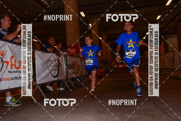 Buy your photos of the event1 Corrida Masha e o Urso no Tiet Plaza Shopping on Fotop
