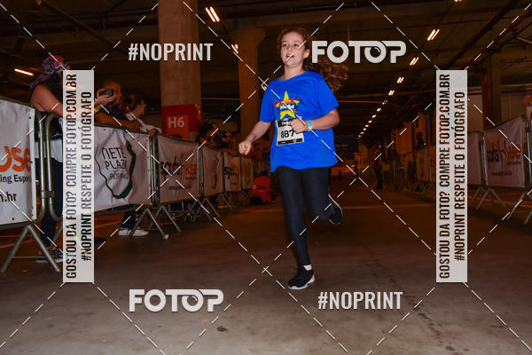 Buy your photos of the event1 Corrida Masha e o Urso no Tiet Plaza Shopping on Fotop