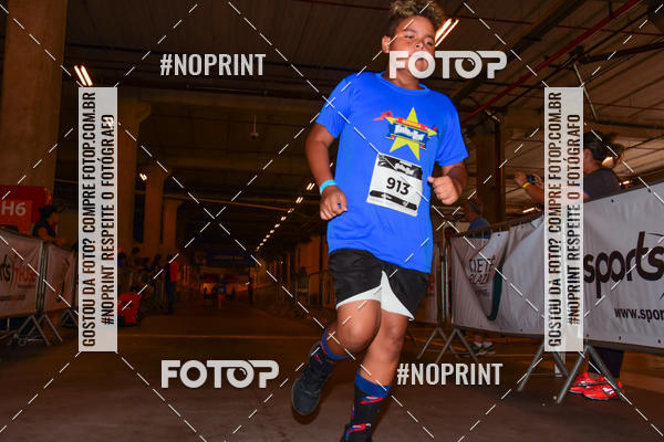 Buy your photos of the event1 Corrida Masha e o Urso no Tiet Plaza Shopping on Fotop